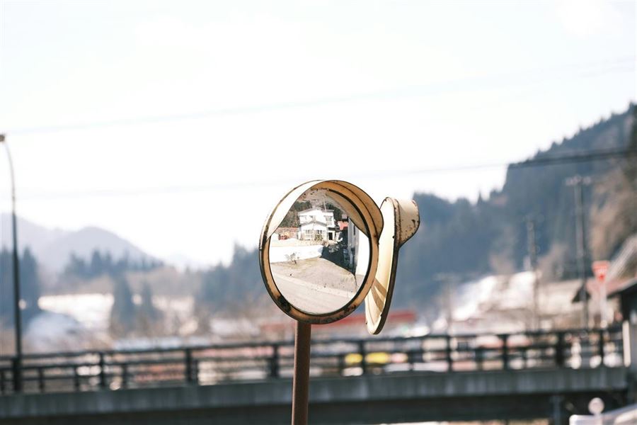 Trafikspejl – forbedr sikkerheden i trafikken